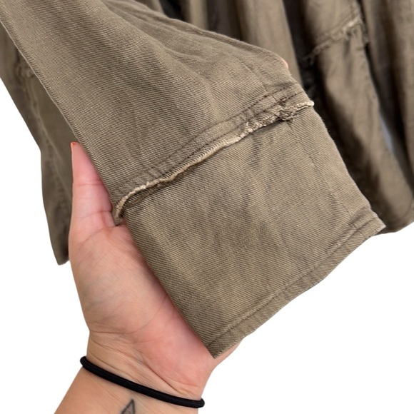 Free People Linen Jacket Size XS Taupe Tan Raw Hem Pockets Lightweight Bohemian - Picture 6 of 11